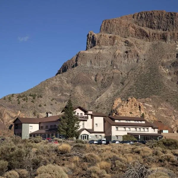 パラドール デ ラス カニャーダス デル テイデ（Parador de Las Cañadas del Teide）、ラ・オロタバのホテル