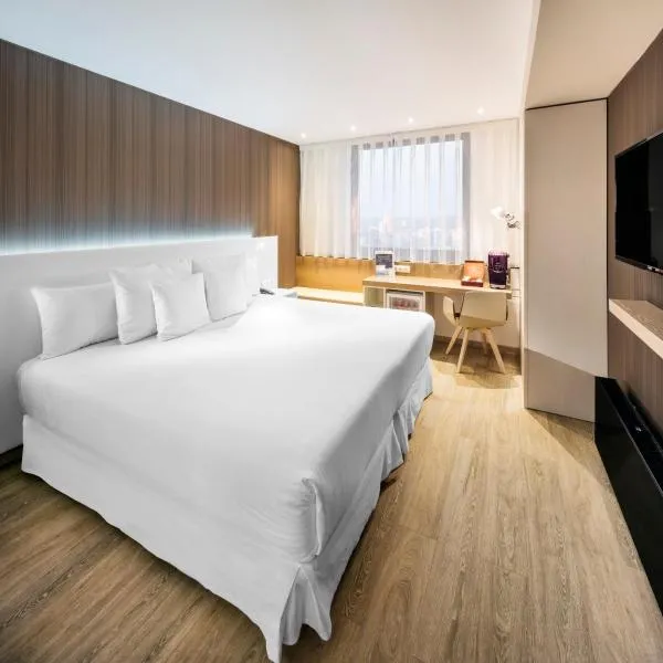 Occidental Praha, hotel v Praze