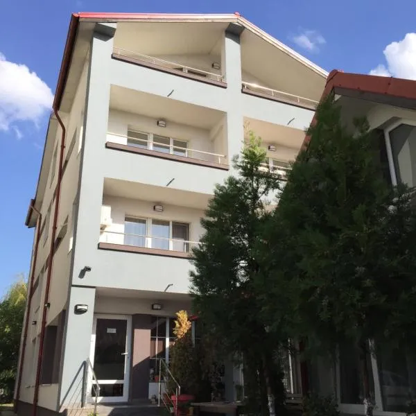 FAST Airport Accomodation, hotel v destinaci Otopeni
