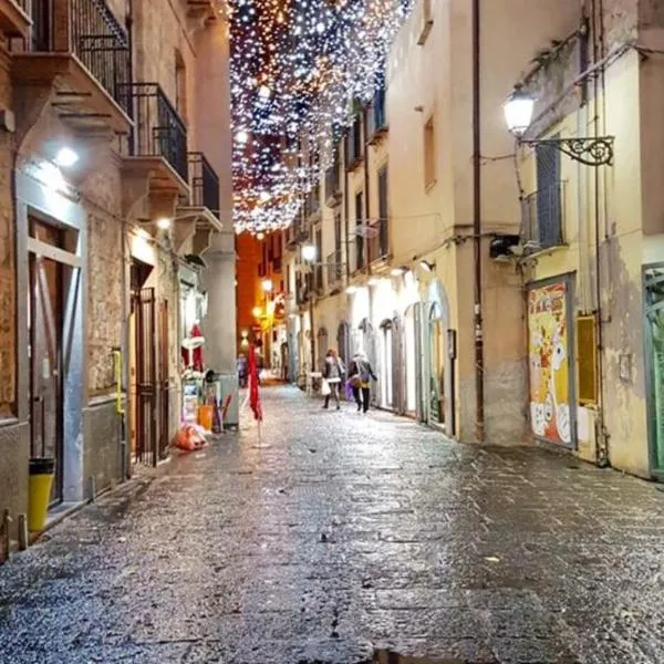 B&B Luxury Salerno Central, hotel u gradu Salerno