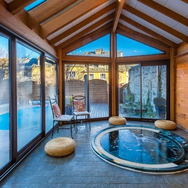 Le Rendez Vous de Vauban Gites & Spa, hotel in Mont-Dauphin