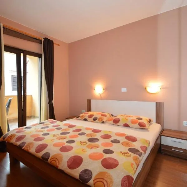 Christian, отель в Мали-Лошине