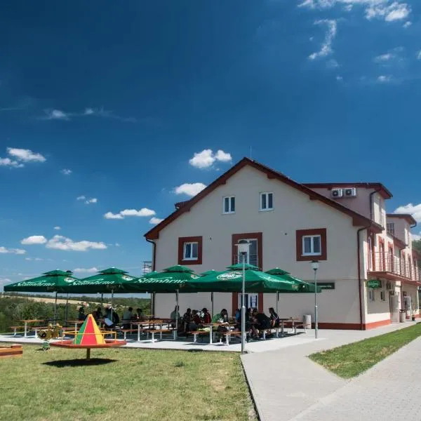 Penzion U Výra, hotel in Miroslav