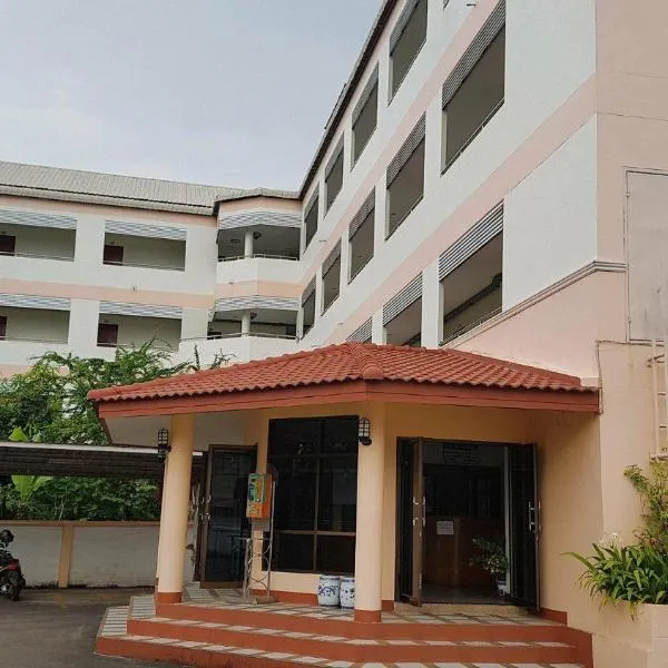 LP Mansion, hotel v destinaci Sakon Nakhon