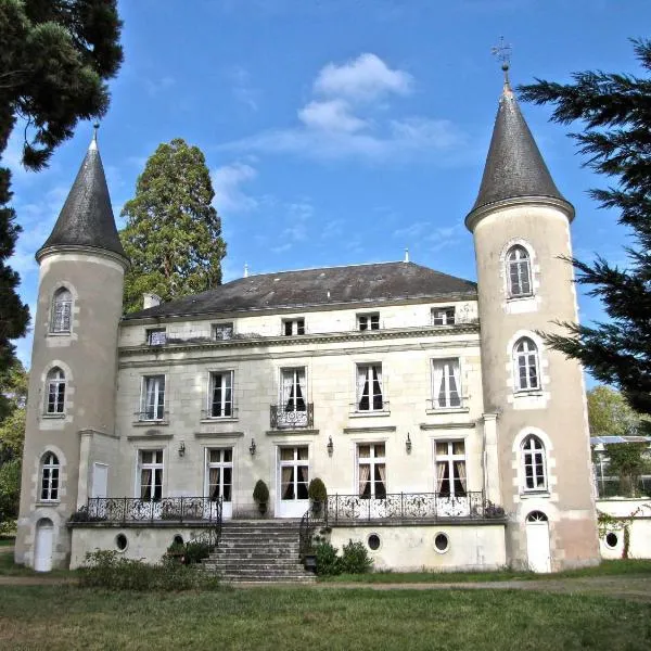 CHATEAU Les VALLÉES, hotel v destinaci La Roche-Posay