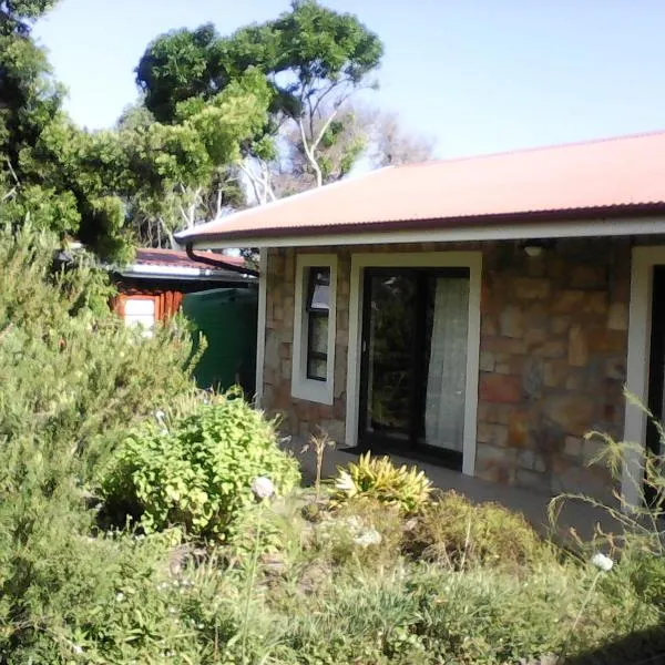 Forest Cove cottage, hotel in Knysna