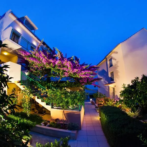 Apartments Dubra, hotel en Komiža