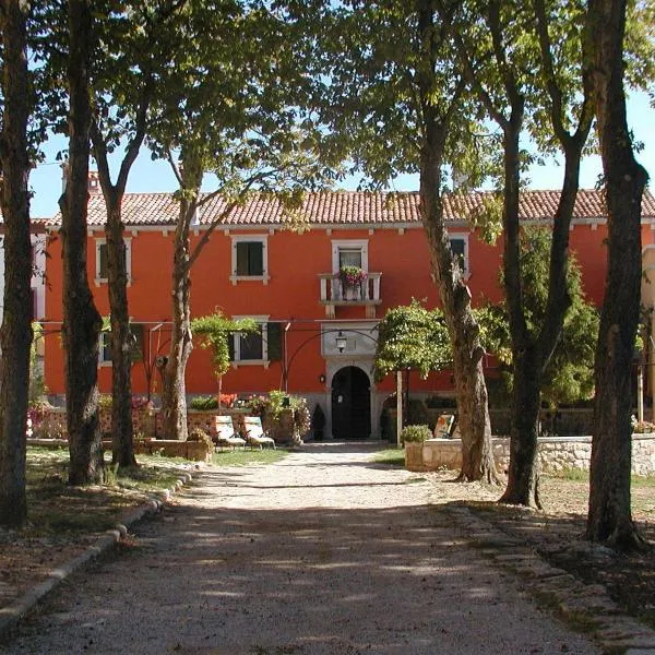 Apartments Lazzarini Battiala, hotel v destinaci Nedeščina