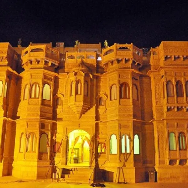 Hotel Lal Garh Fort And Palace, hotel en Jaisalmer