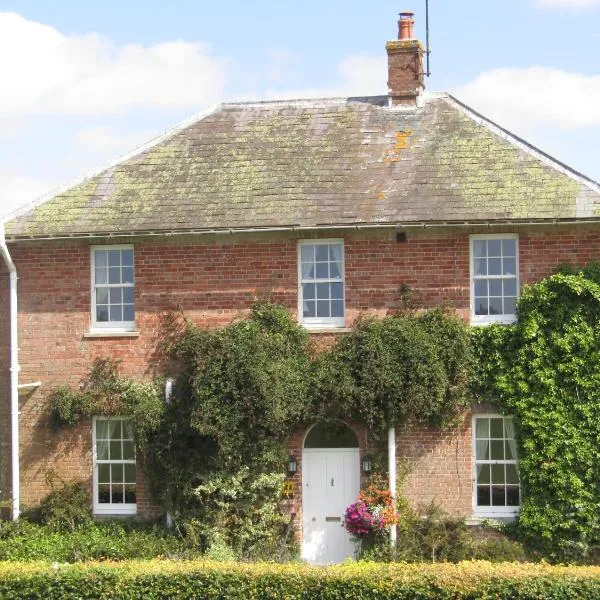 Home Farm Boreham, hotel in Warminster