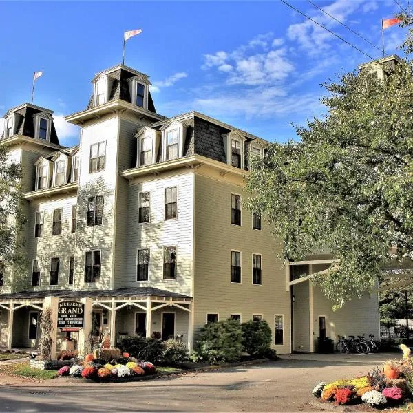 Bar Harbor Grand Hotel, hotel in Salsbury Cove