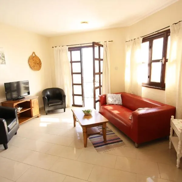 Sea View Apartments, hotel in Anoyira