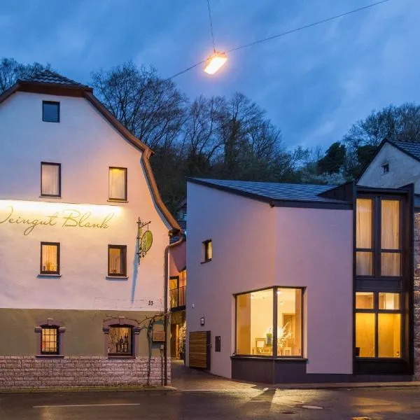 Weingut Blank, hotel v destinaci Homburg