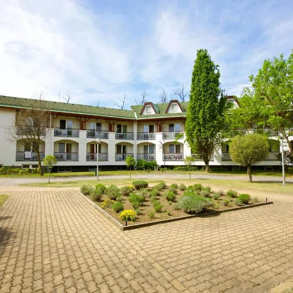 Auguszta Hotel és Diákszálló, hotel Debrecenben