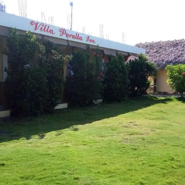 Villa Peralta Inn, hotel di Donsol