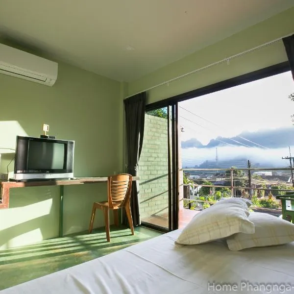 Home Phang-Nga Guesthouse, hotell i Bor Saen