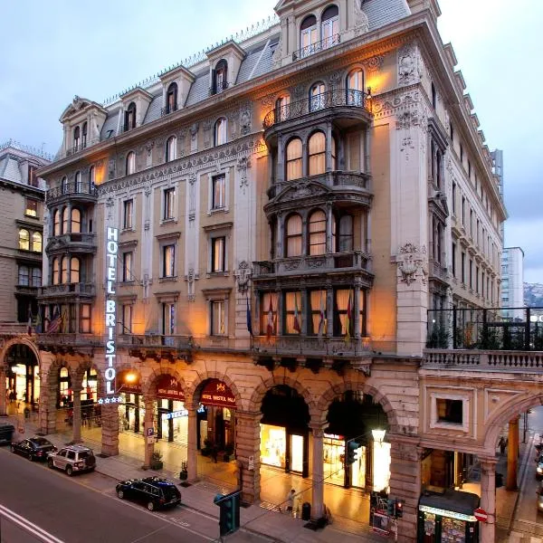 Hotel Bristol Palace: Cenova'da bir otel