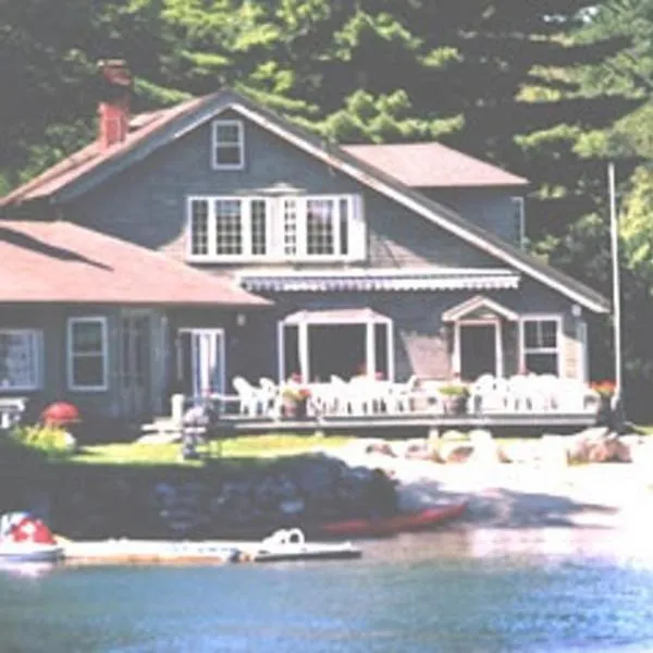 Oliver Lodge, hotel v destinaci Meredith