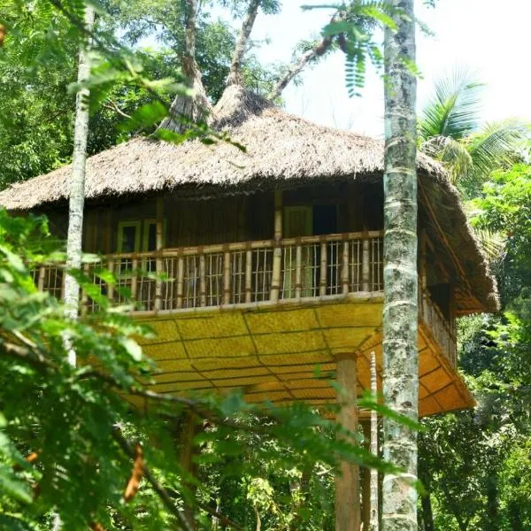 Kalidasa Tree House and Villa, Wayanad, hotel di Pulpally