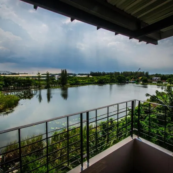 Na Siri Lake View, hotel a Samut Prakan