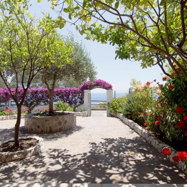 Sos Dorroles, hotel v destinácii Cala Gonone