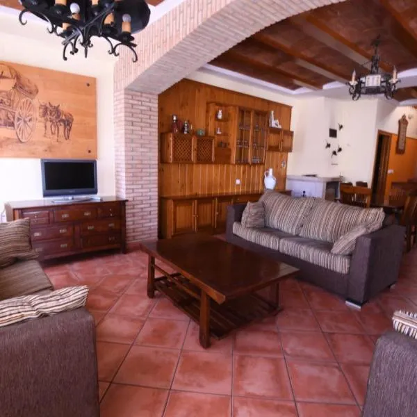 Casa rural Vistas al Rio, hotel v destinácii Jorquera