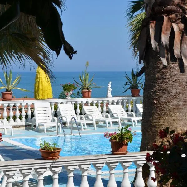 Camping Terrazzo sul mare, ξενοδοχείο σε Cupra Marittima