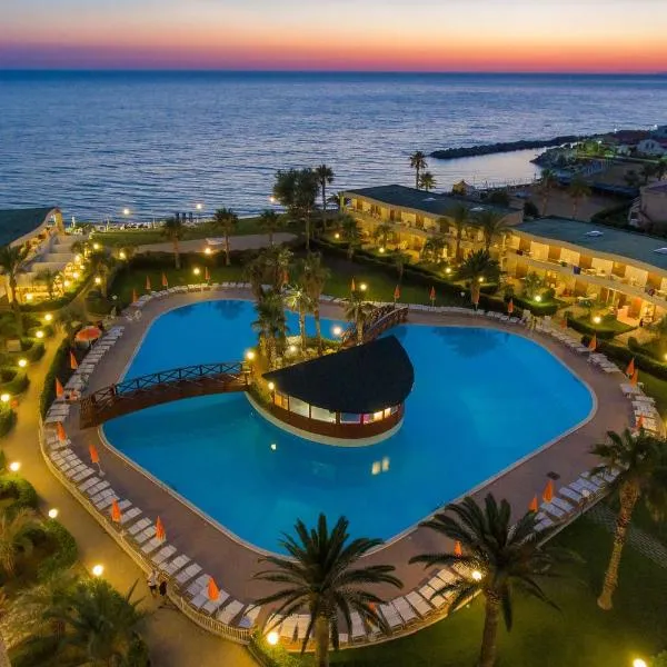 Club Residence La Castellana Mare, hotel in Belvedere Marittimo