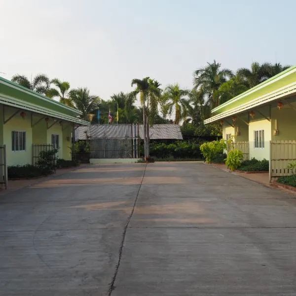 555 Resort, hotel v destinaci Udon Thani