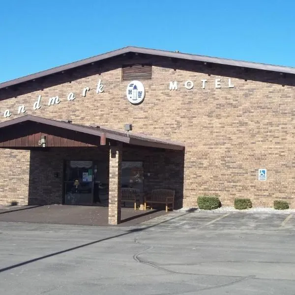 Landmark Motel, hotel in Shawano