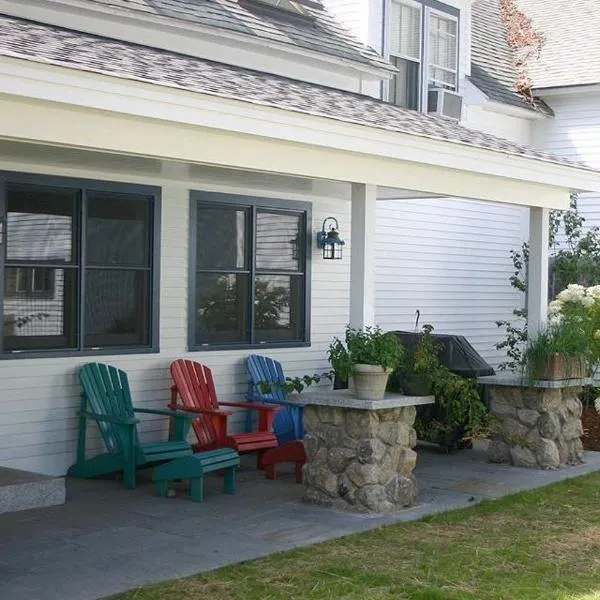 Maple Hill Farm Bed & Breakfast, hotel in New London