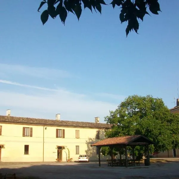 Agriturismo Rivieraoglio，Piadena的飯店