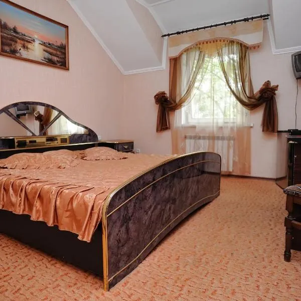 Hotel Star, hotel v destinaci Stryj