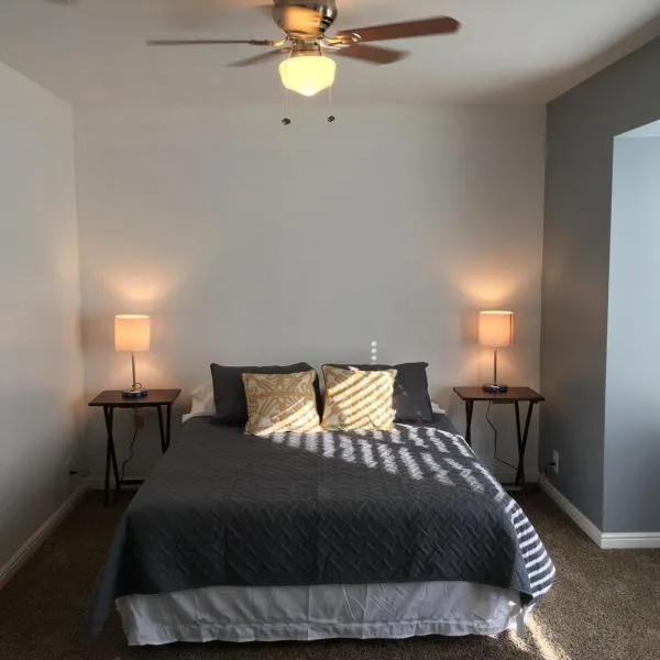 Large Room Near UVU & BYU, מלון באורם