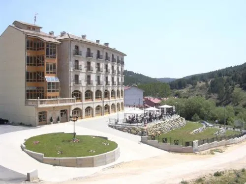 Manrique de Lara, hotel in Navaleno