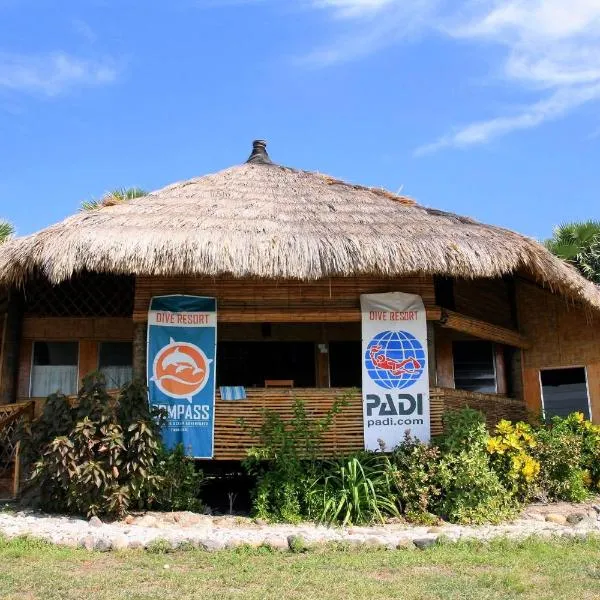 Compass Diving Resort, hotel in Beloi