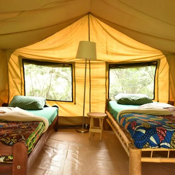 Red Rocks Rwanda - Campsite & Guesthouse, hotel in Nyakinama