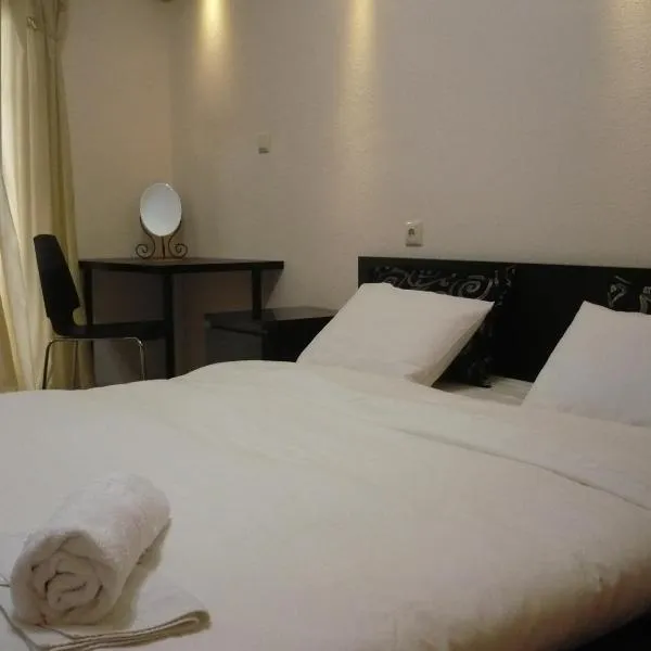 Alexandros Hotel, hotel Leptokariában