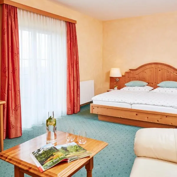 Hotel Garni Schöne Aussichten, hotel v destinaci Klöch