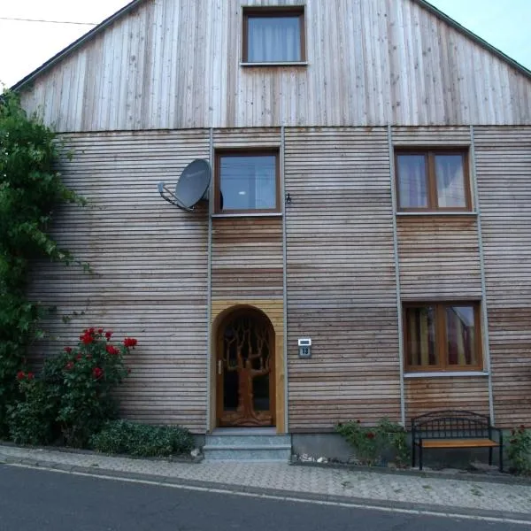 Ferienapartments am Dorfplatz, hotel u gradu Langscheid