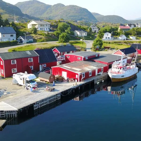 Sjøstrand Rorbuer v Børge Iversen AS, hotelli kohteessa Ballstad