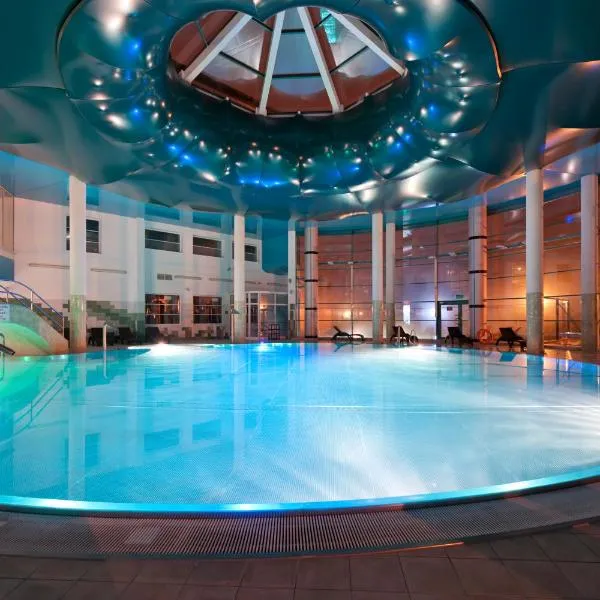 Klinika Uzdrowiskowa "Pod Tezniami'', hotel em Ciechocinek
