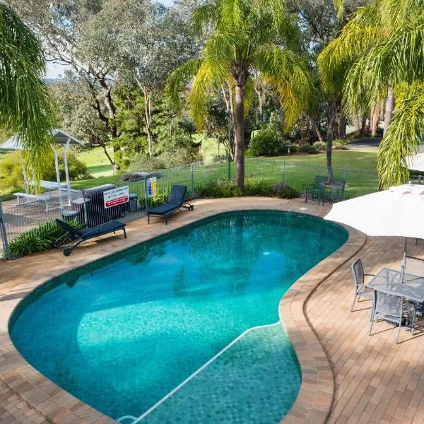 Commercial Golf Resort, hotelli kohteessa Albury