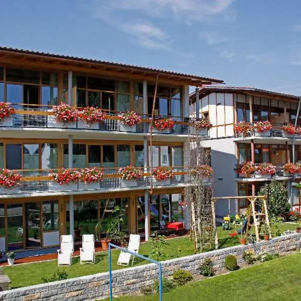 Appartement Hotel Seerose, hotel v destinaci Immenstaad am Bodensee
