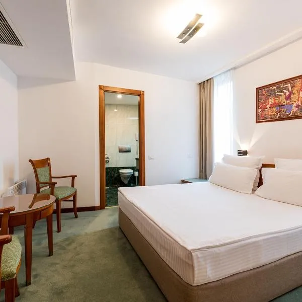 Hotel Duke Romana City Center, hotel Bukarestben