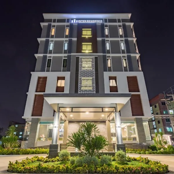 Grand Inter Hotel, hotel in Ban Amphaeng