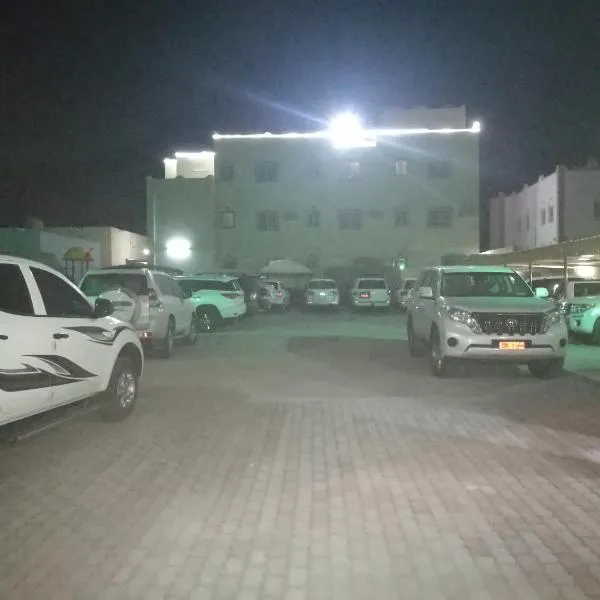 Salassel Al Jabal Al Akhdar Guesthouse, hotel v destinaci Al ‘Aqar