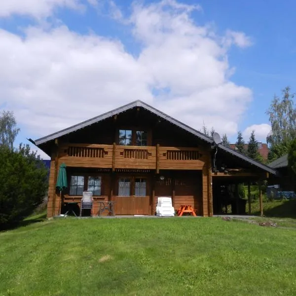 EIFELCOTTAGE Family 9, hotel v destinaci Ulmen