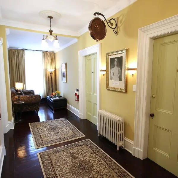 The Rendell Shea Manor, hotel v destinaci St. John's