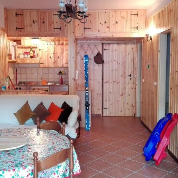 Appartamento in Montagna - La Baita, hotel v destinácii Casamaina